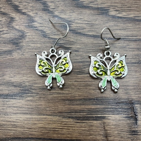Butterfly Drop Earrings Silver tone and Green Enamel Butterfly 🦋 - Picture 2 of 13